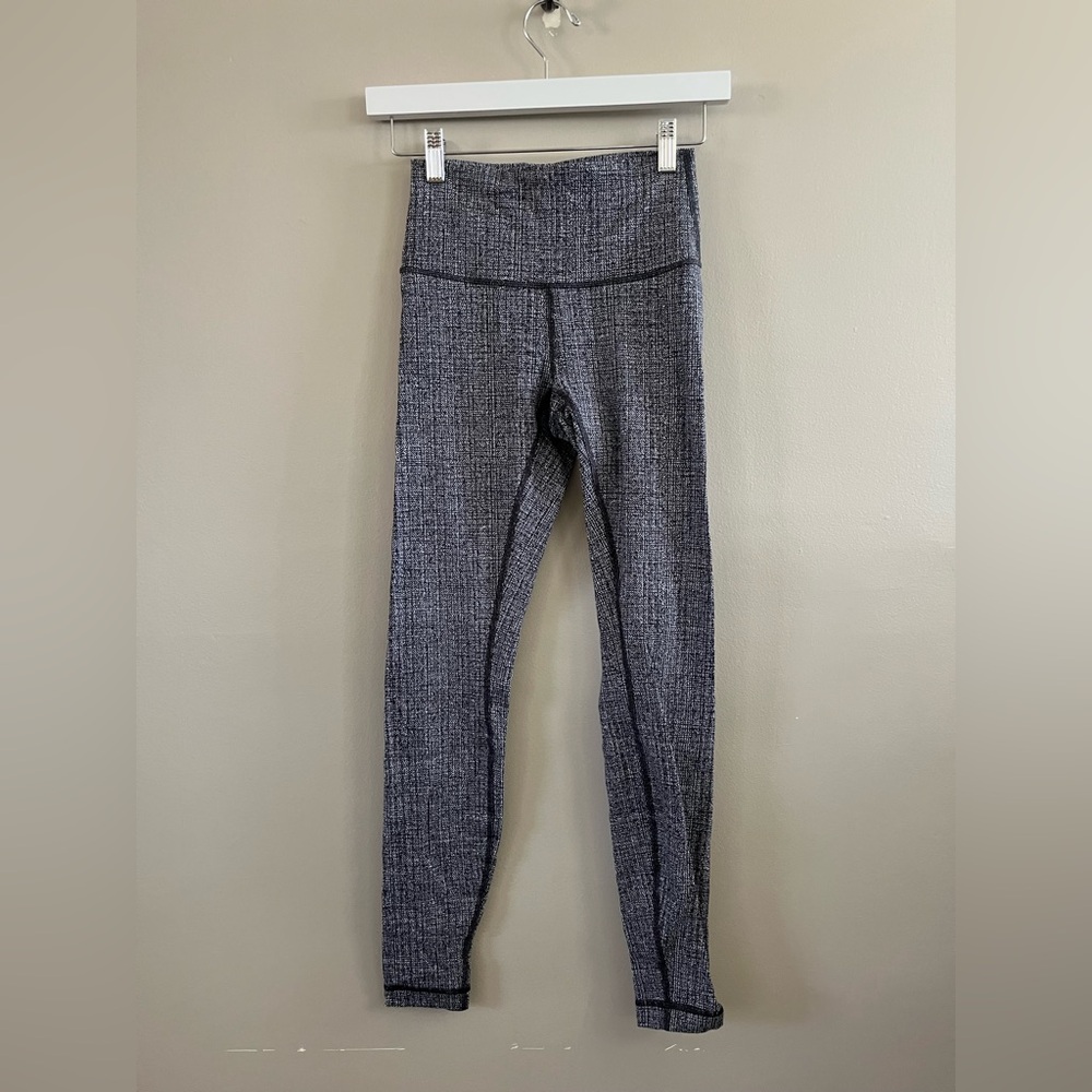 Lululemon Wunder Under Black Plaid Tight - Legging Size 4‎